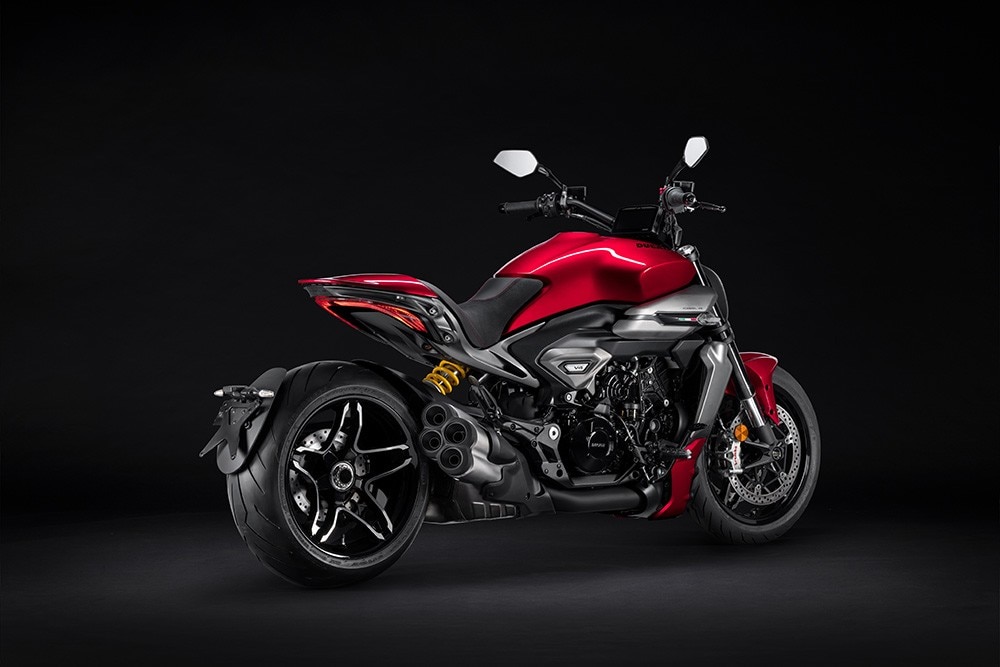Ducati XDiavel V4: la regina delle muscle bike è tornata